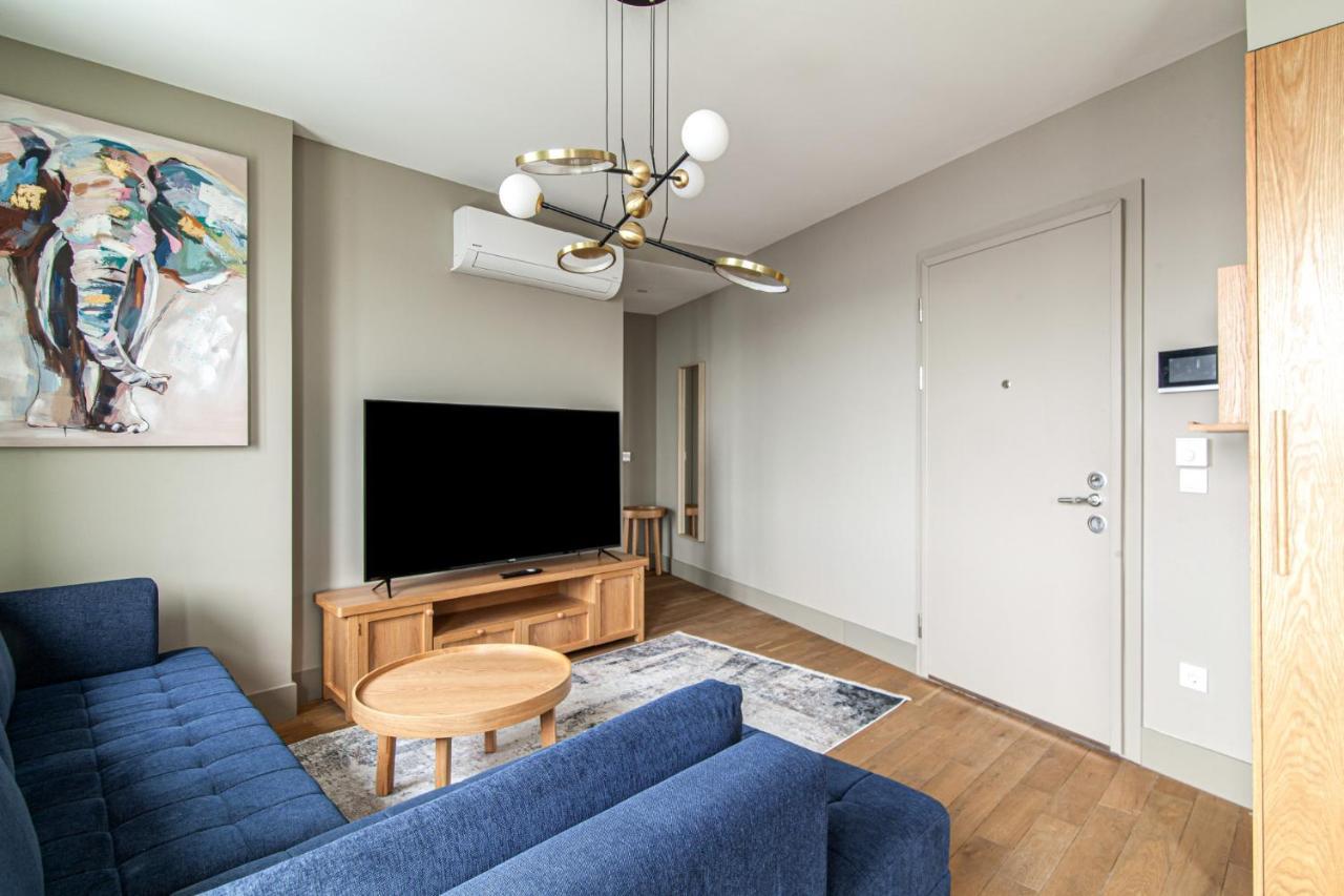Flat With Panoramic Bosphorus View In Cihangir Istambul Exterior foto