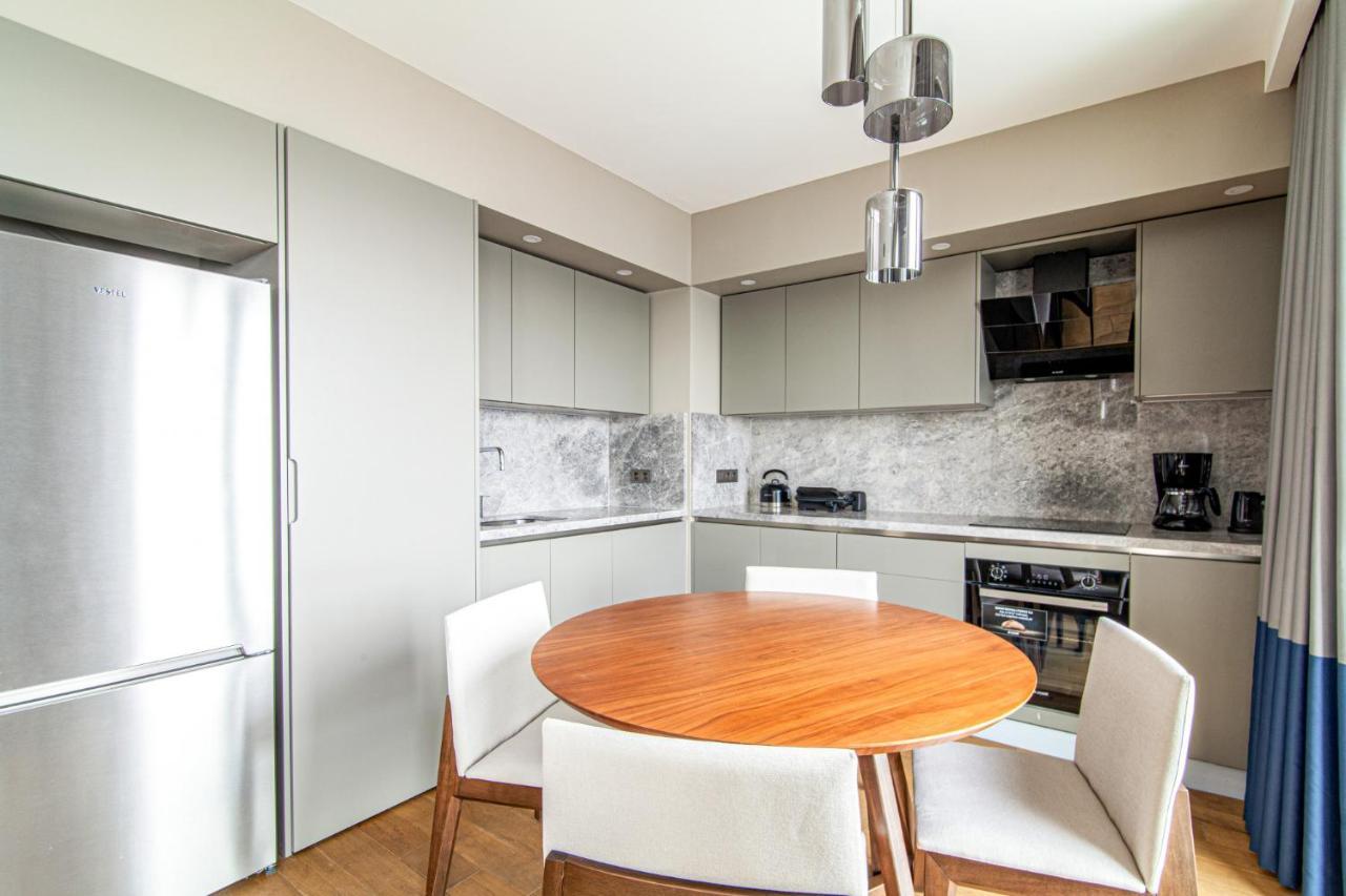 Flat With Panoramic Bosphorus View In Cihangir Istambul Exterior foto