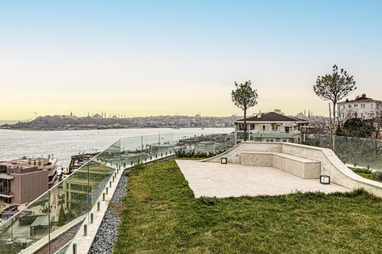 Flat With Panoramic Bosphorus View In Cihangir Istambul Exterior foto